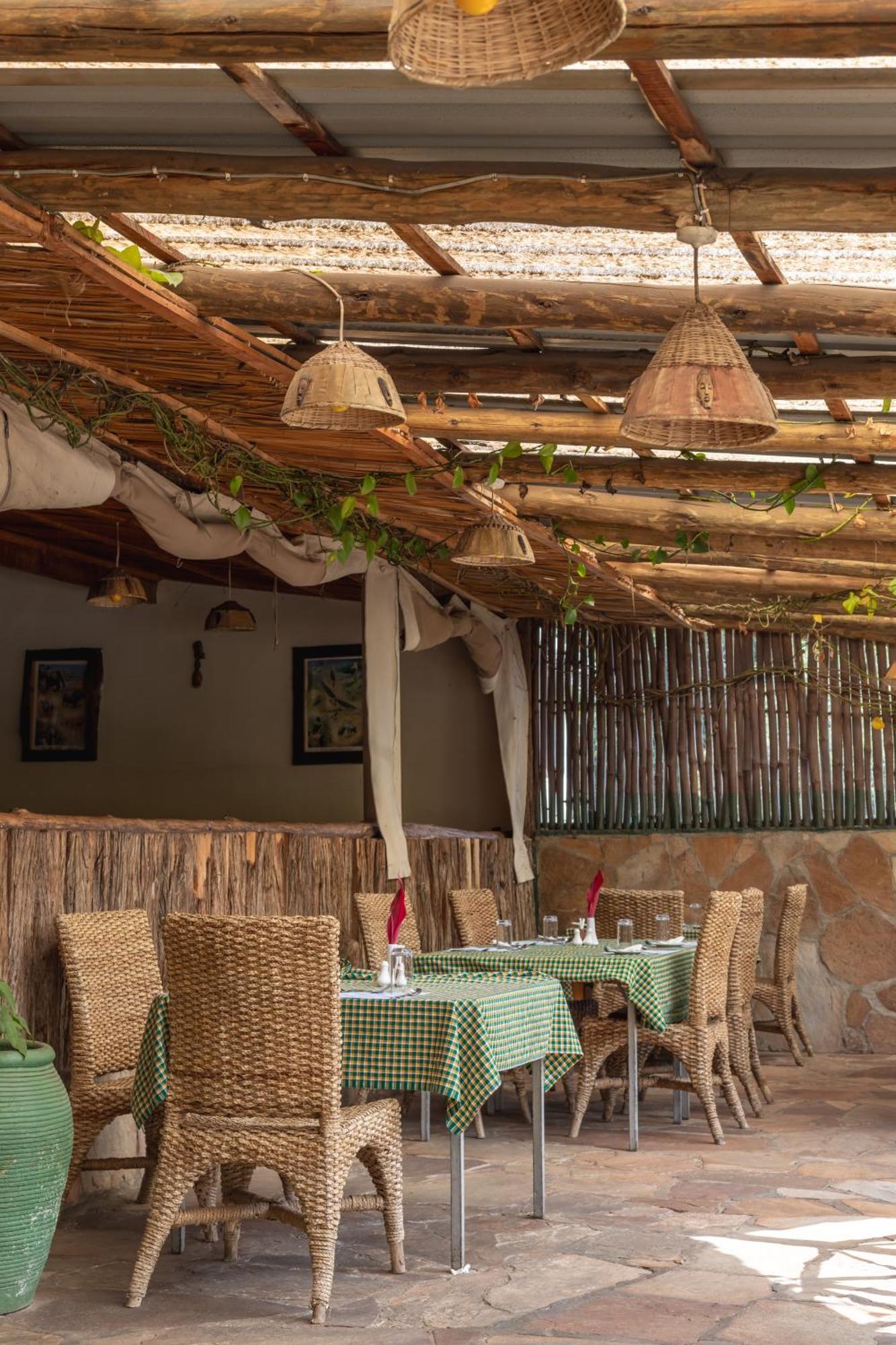 Lodge Sentrim Mara