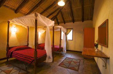 Sentrim Mara Lodge Ololaimutiek